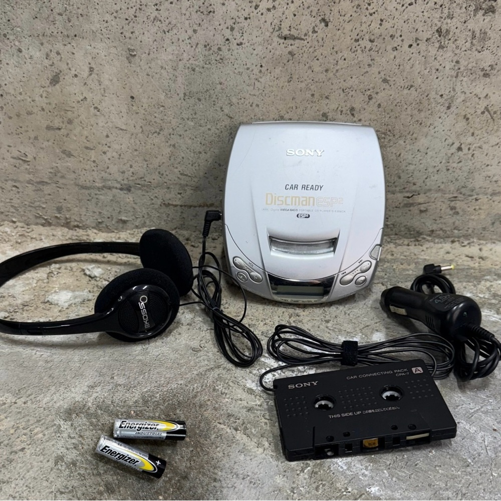 Sony Discman ESP2 Mega Bass D-E206CK Car Kit Bundle Tested